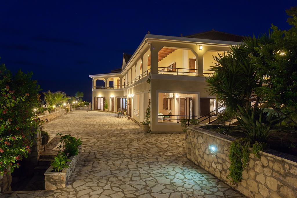 Villa Akros And Suites Keri Zewnętrze zdjęcie