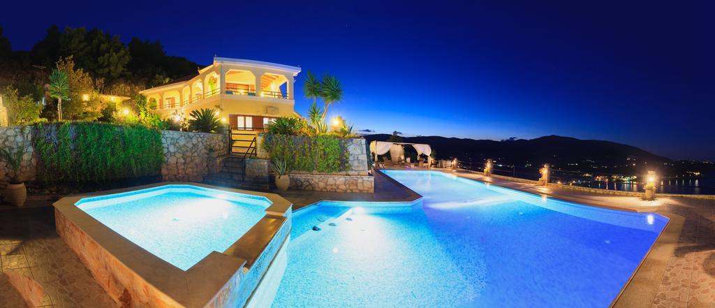 Villa Akros And Suites Keri Zewnętrze zdjęcie